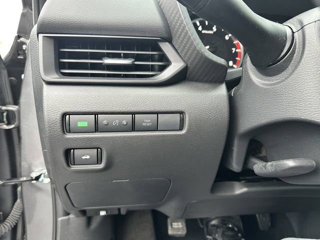 Used 2025 Nissan Sentra S FWD image 29