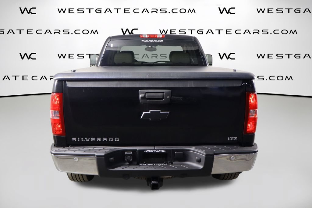 Used 2010 Chevrolet Silverado 1500 LTZ w/ Z71 Appearance Package AWD/4WD image 4