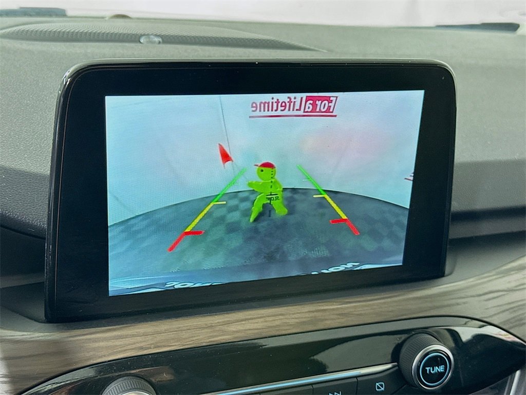 Used 2020 Ford Escape Titanium image 6