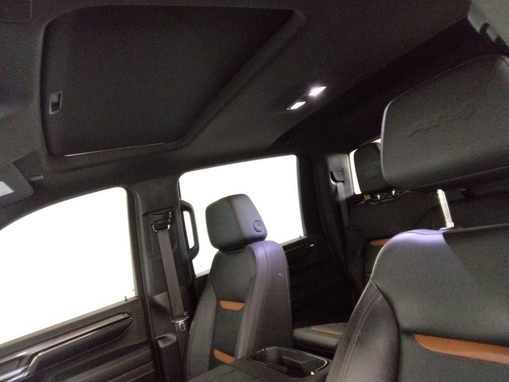Used 2024 GMC Sierra 2500 AT4 w/ Technology Package image 27