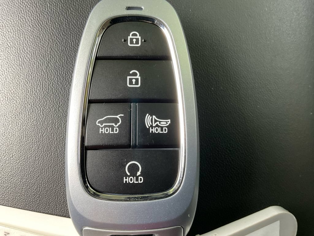 Used 2023 Hyundai Santa Fe SEL AWD/4WD image 38
