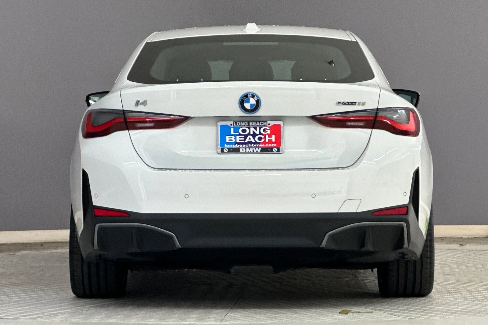 Certified 2023 BMW i4 eDrive35 w/ Premium Package image 9