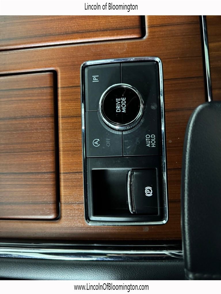 Certified 2023 Lincoln Navigator L Reserve w/ Equipment Group 201A image 49