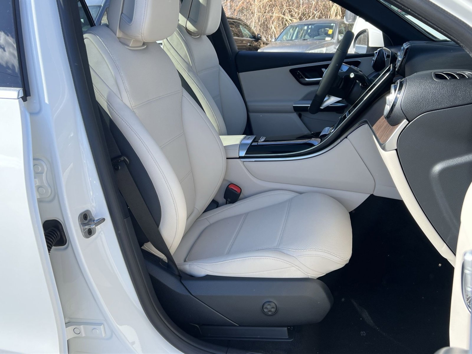 New 2026 Mercedes-Benz GLC 300 4MATIC image 26