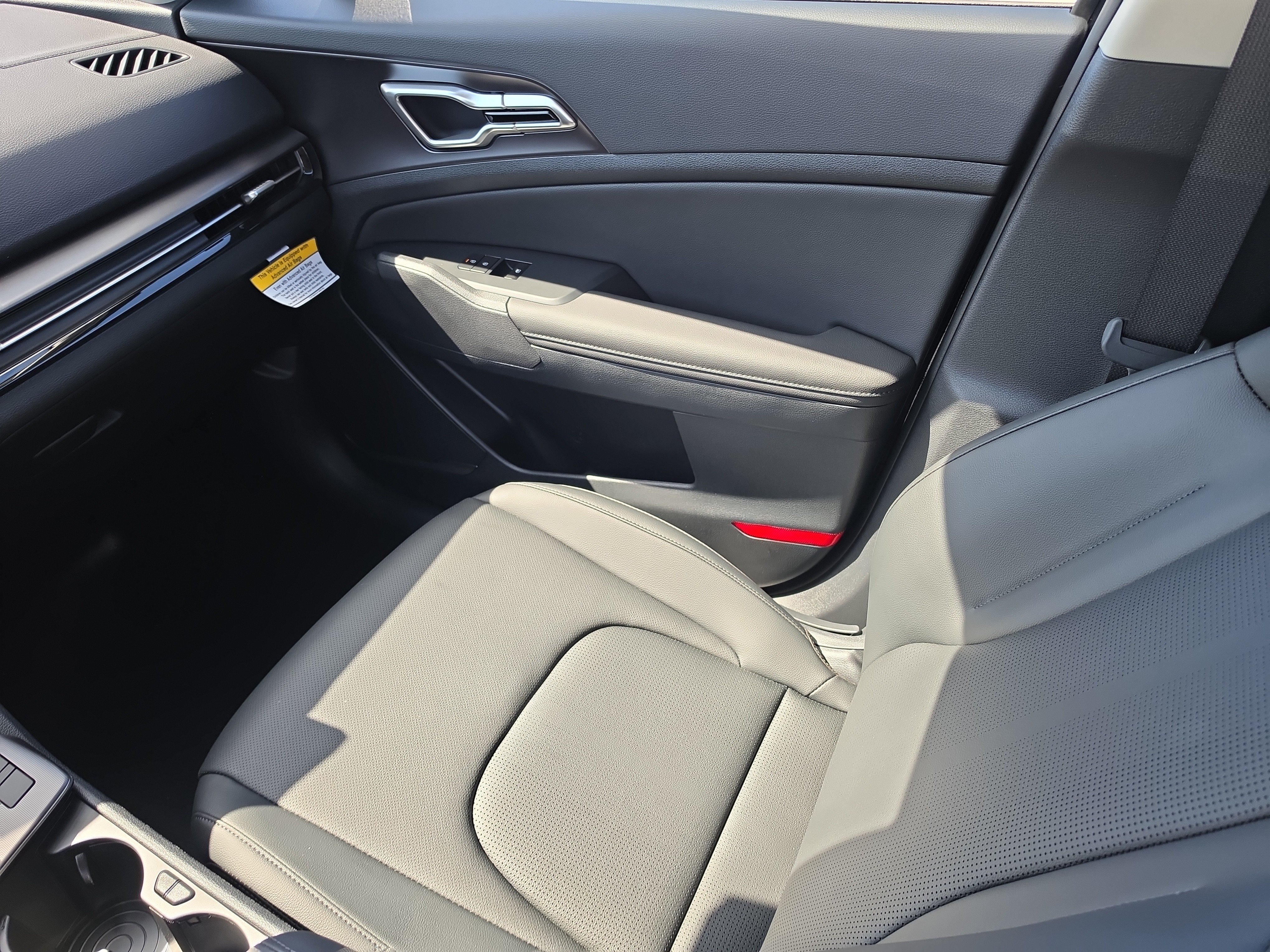 New 2027 Kia Sportage EX FWD image 16