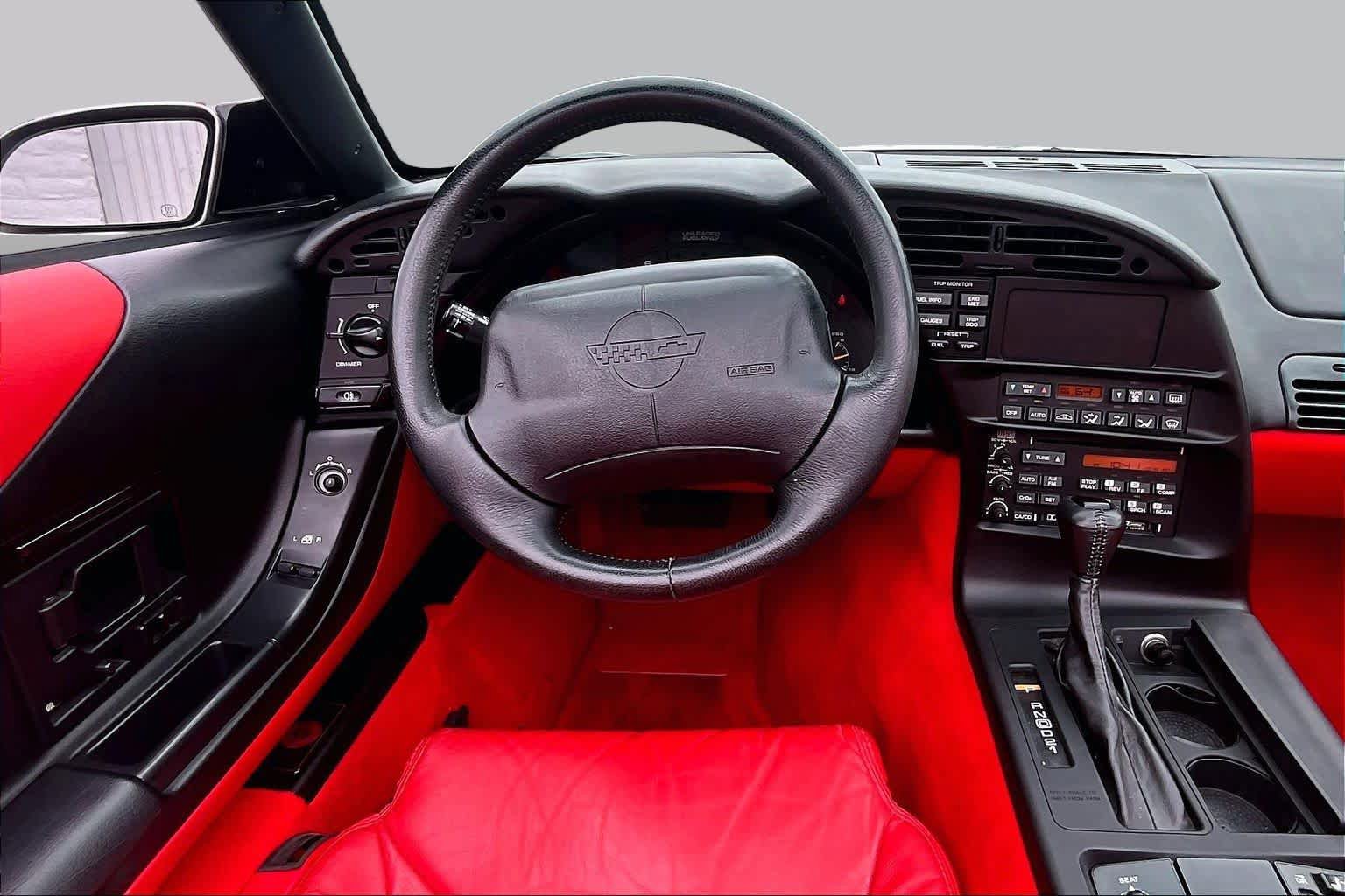 Used 1996 Chevrolet Corvette Convertible RWD image 5