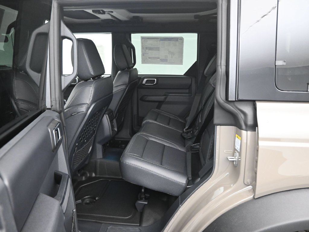 New 2026 Ford Bronco Badlands AWD/4WD image 16