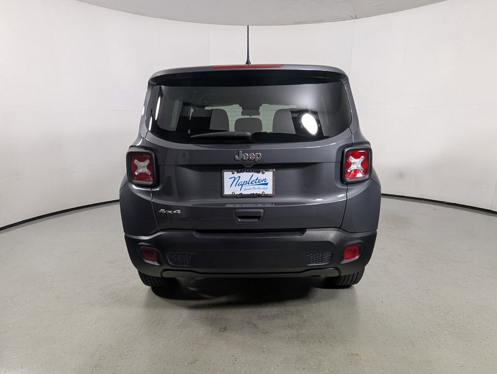 Used 2023 Jeep Renegade Latitude image 7