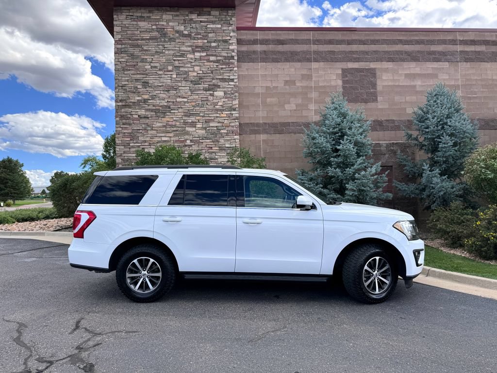 Used 2018 Ford Expedition XLT AWD/4WD image 6