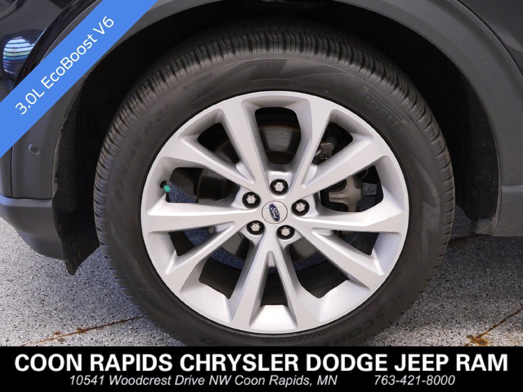 Used 2022 Ford Explorer Platinum w/ Equipment Group 601A AWD/4WD image 9