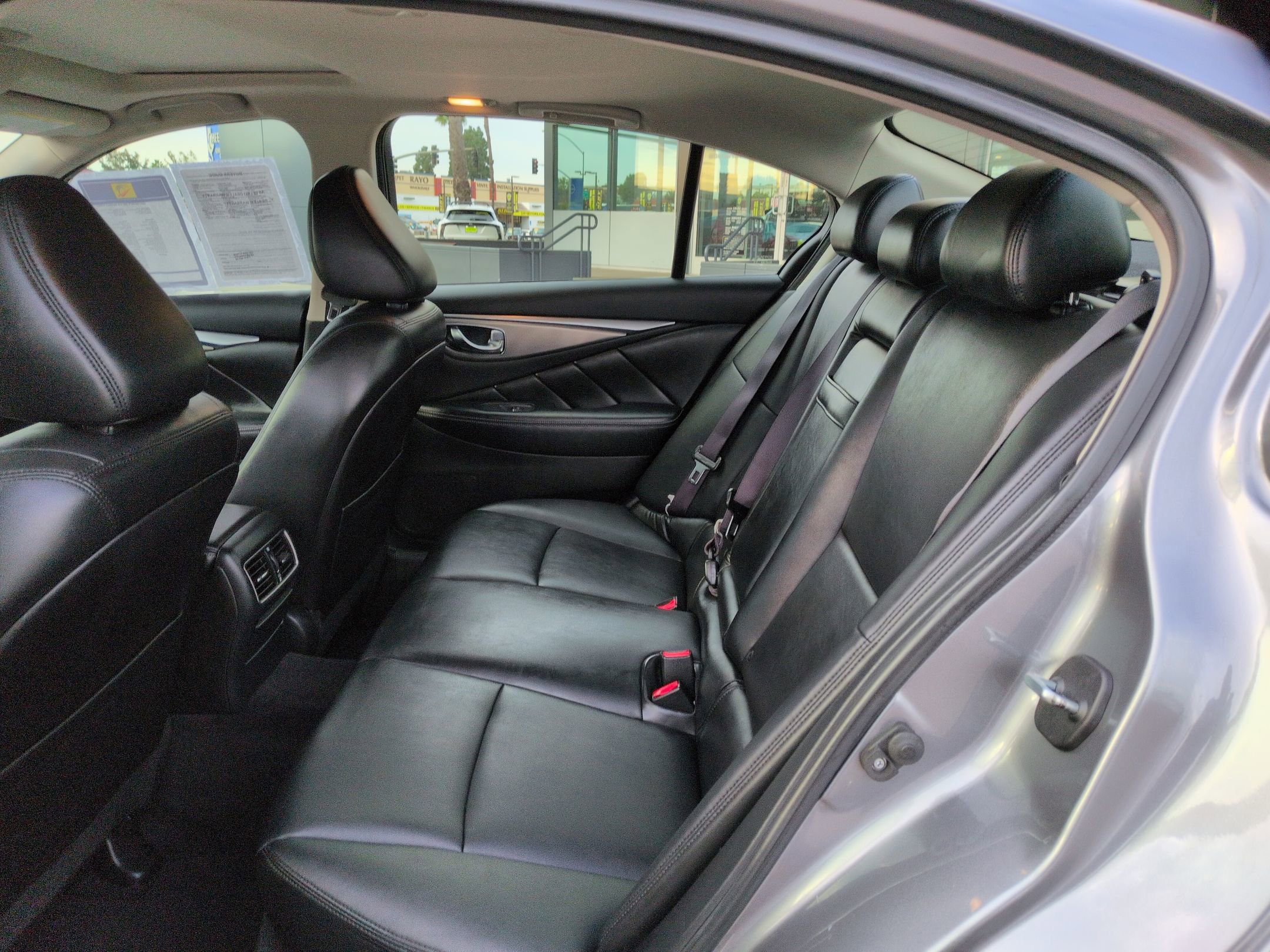 Used 2017 INFINITI Q50 Signature Edition w/ Cargo Package (L95) image 16