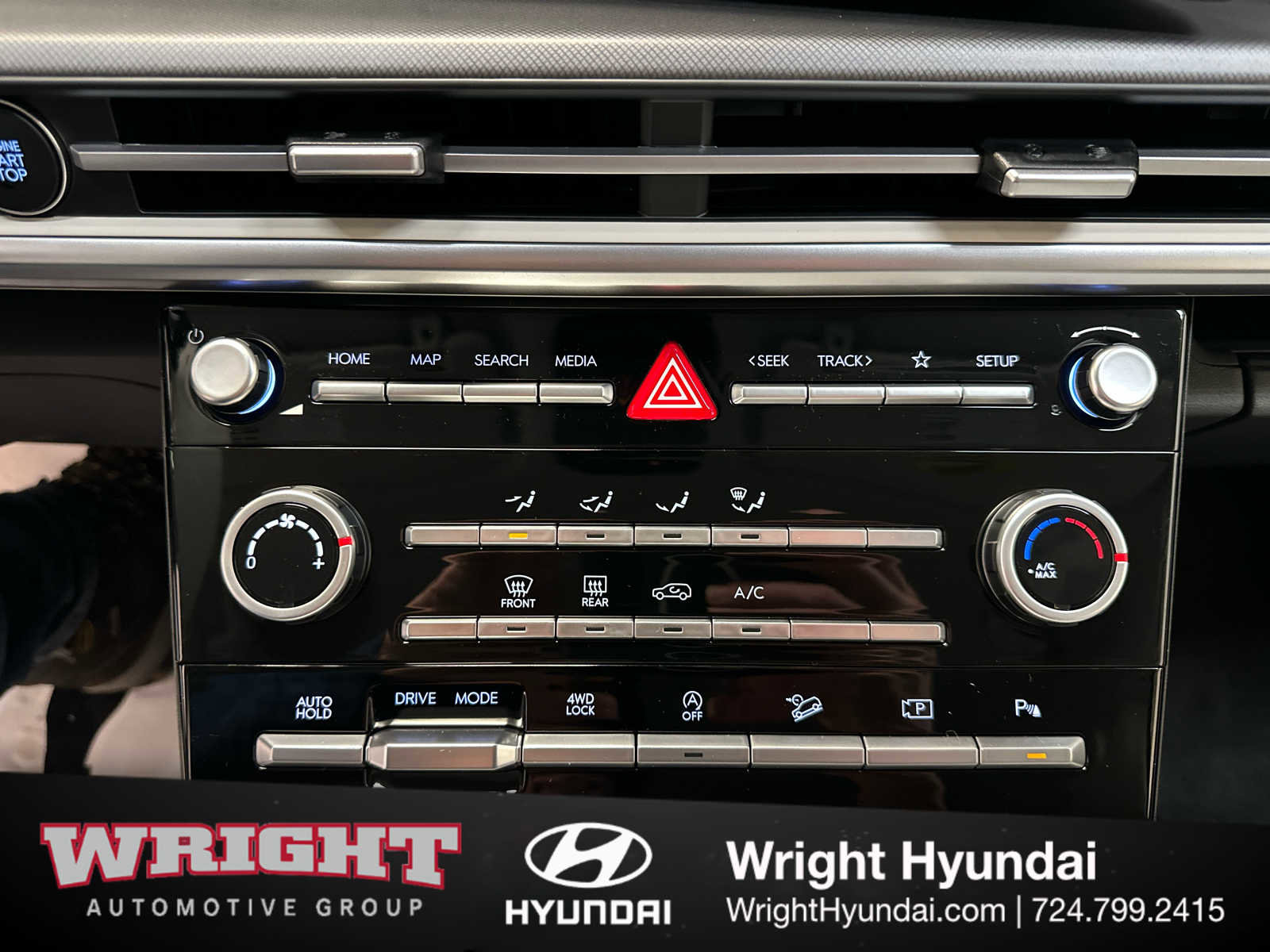 New 2026 Hyundai Santa Fe SE image 19