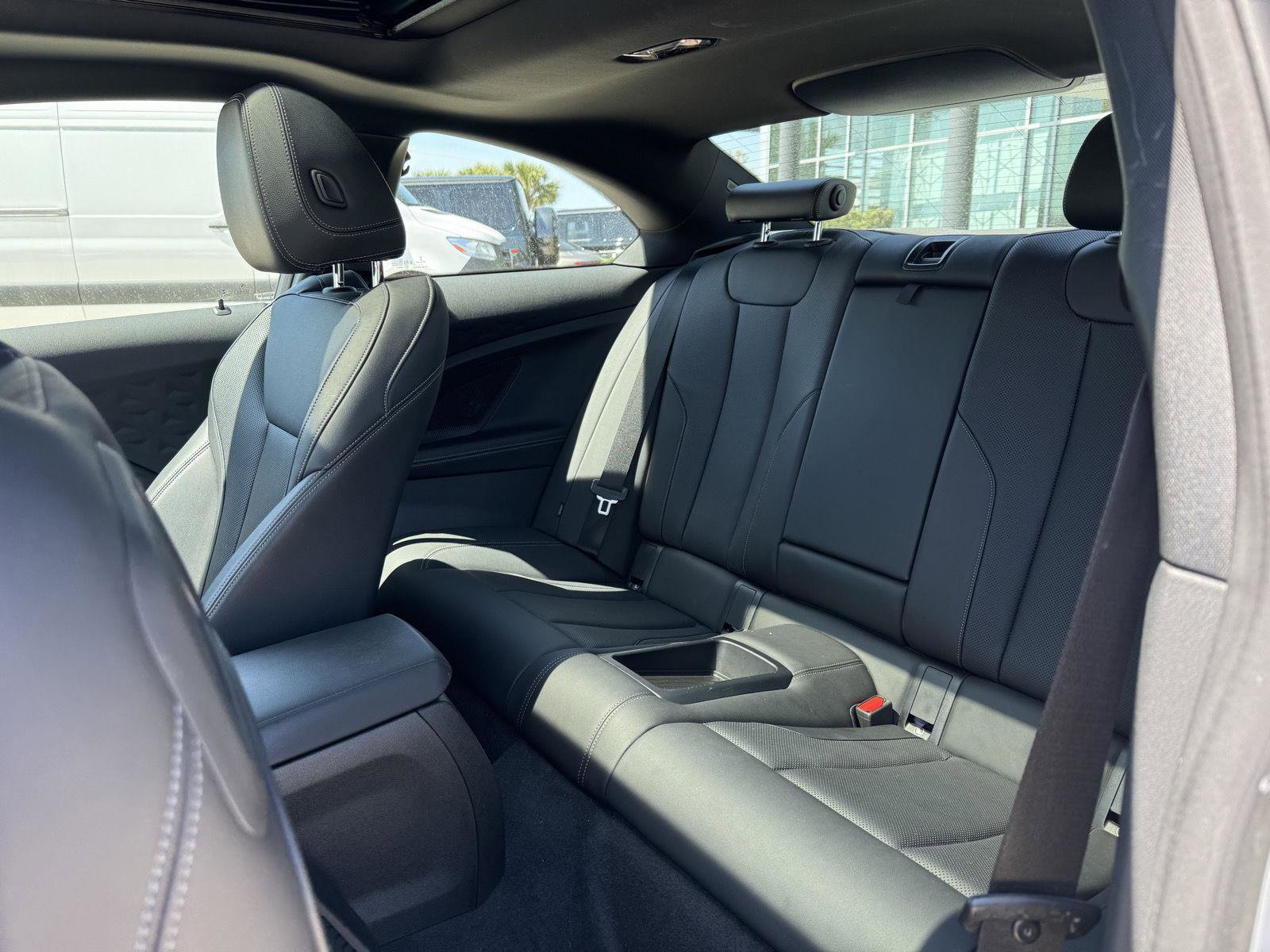 Used 2022 BMW 230i 230i w/ Convenience Package image 18