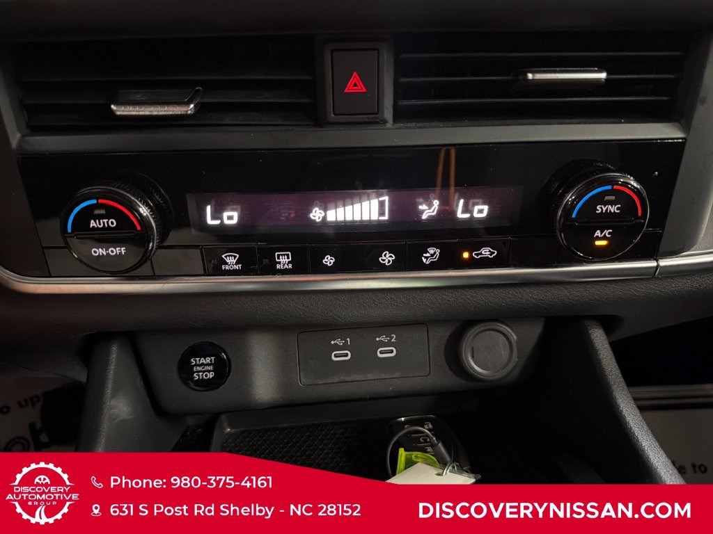Certified 2025 Nissan Rogue SV AWD/4WD image 19