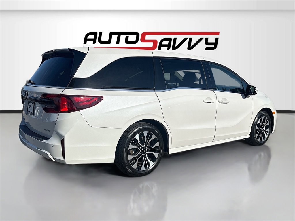 Used 2025 Honda Odyssey Elite image 7