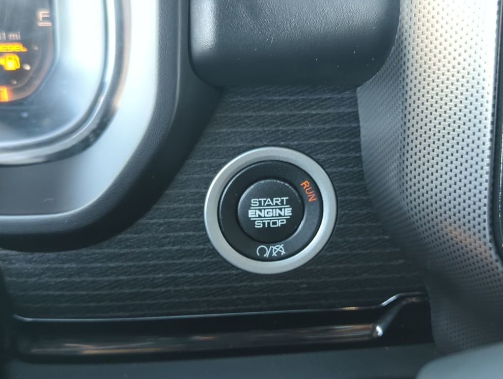 Used 2024 RAM 3500 Limited image 17