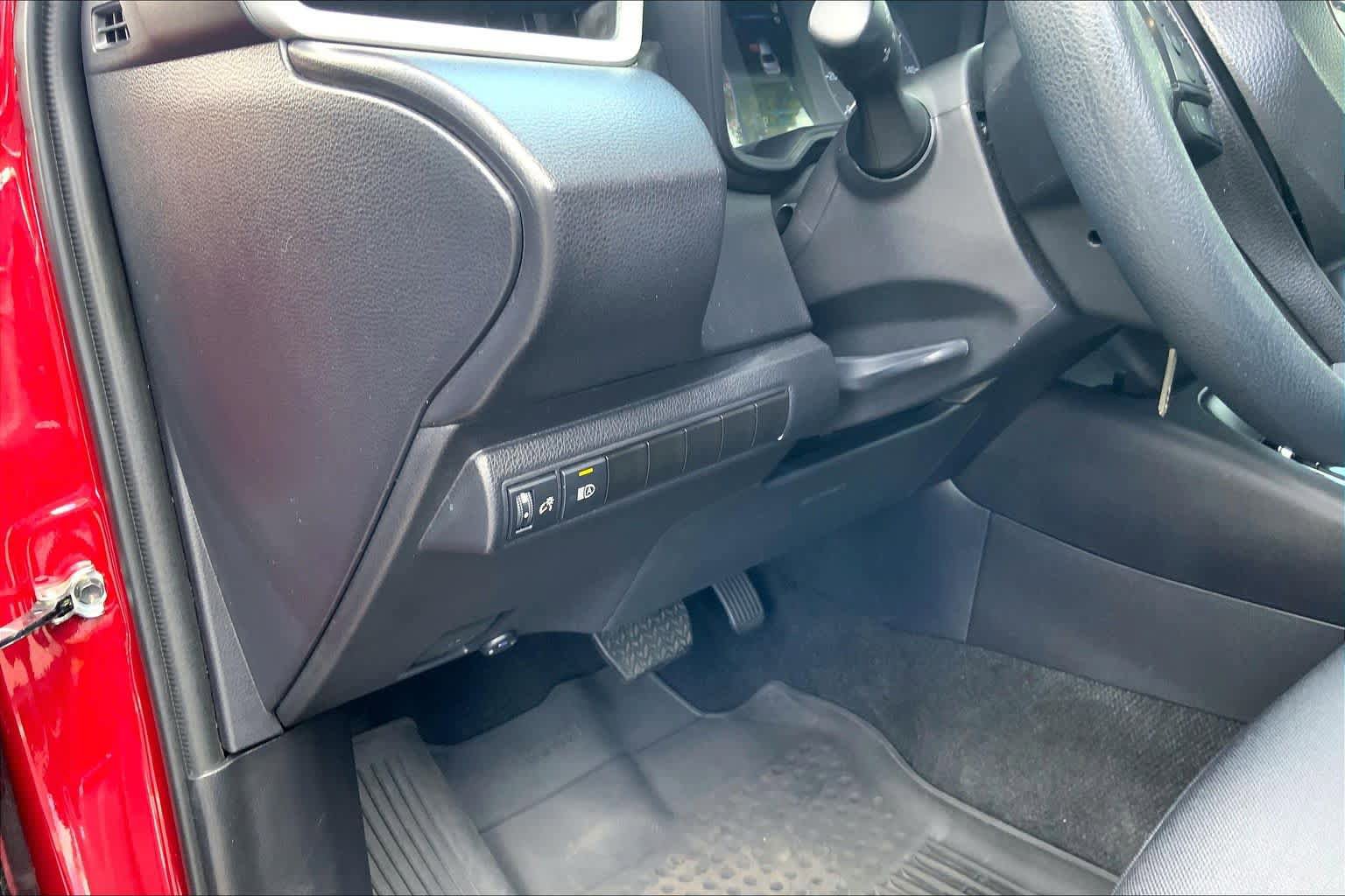 Certified 2025 Toyota Corolla LE FWD image 33