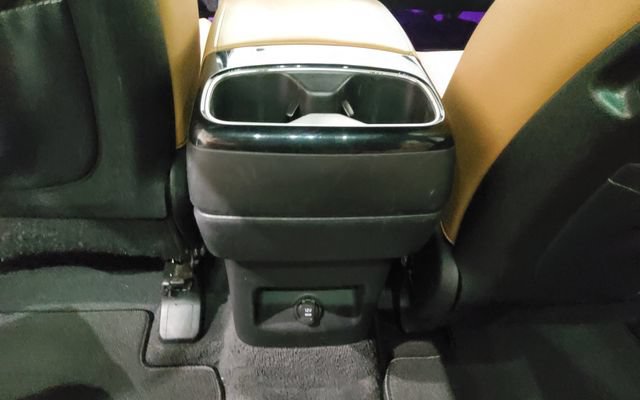 Used 2022 Kia Telluride SX w/ Nightfall Edition Package AWD/4WD image 22