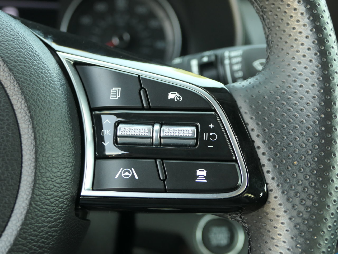 Certified 2023 Kia Forte GT-Line w/ GT-Line Premium Package FWD image 14
