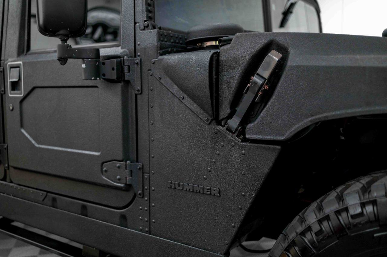 Used 1999 HUMMER H1 4-Door Wagon AWD/4WD image 16