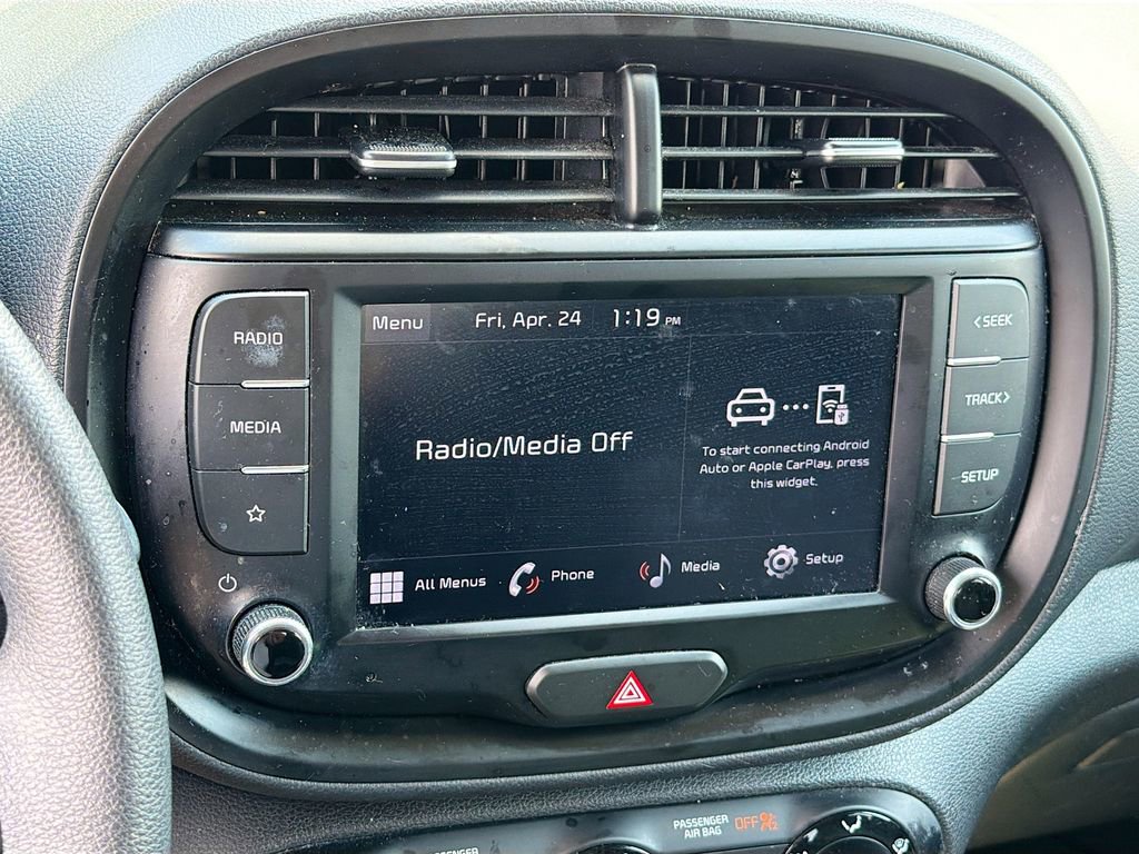 Used 2022 Kia Soul LX FWD image 14