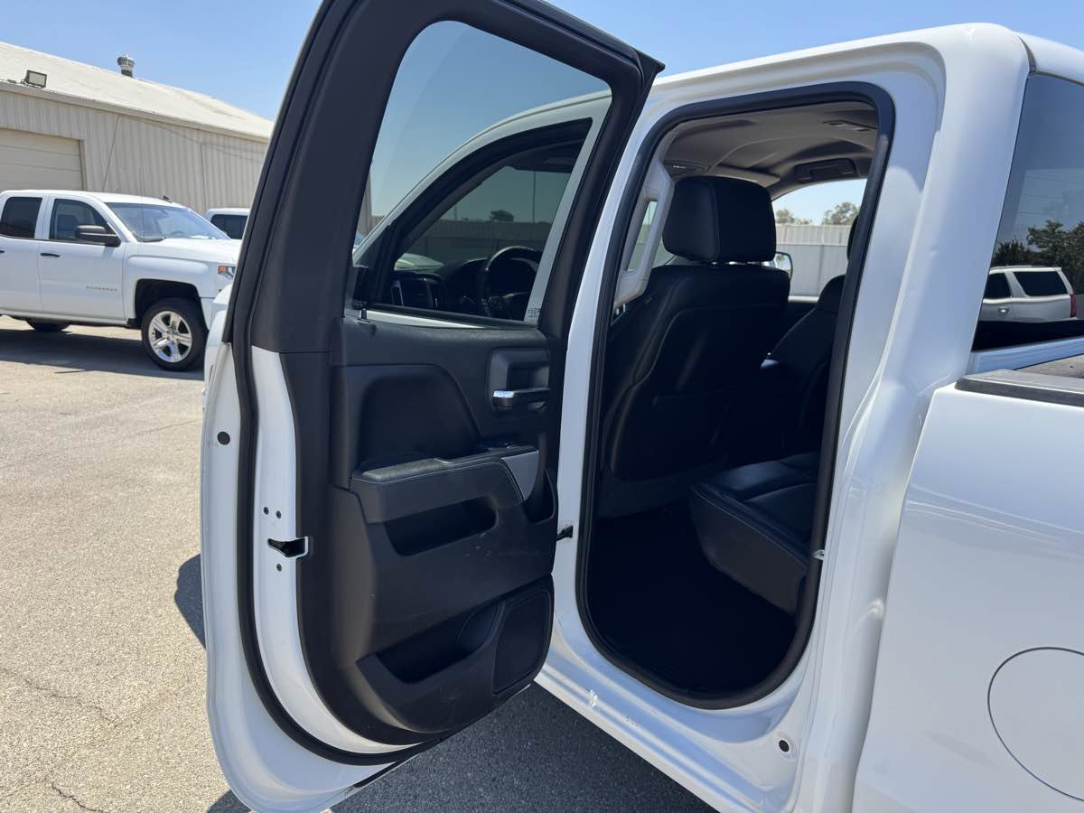 Used 2015 Chevrolet Silverado 1500 LT w/ Custom Sport Edition image 24