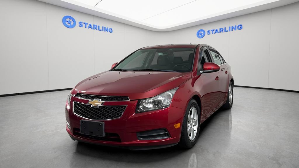 Used 2014 Chevrolet Cruze LT w/ All-Star Edition FWD image 2