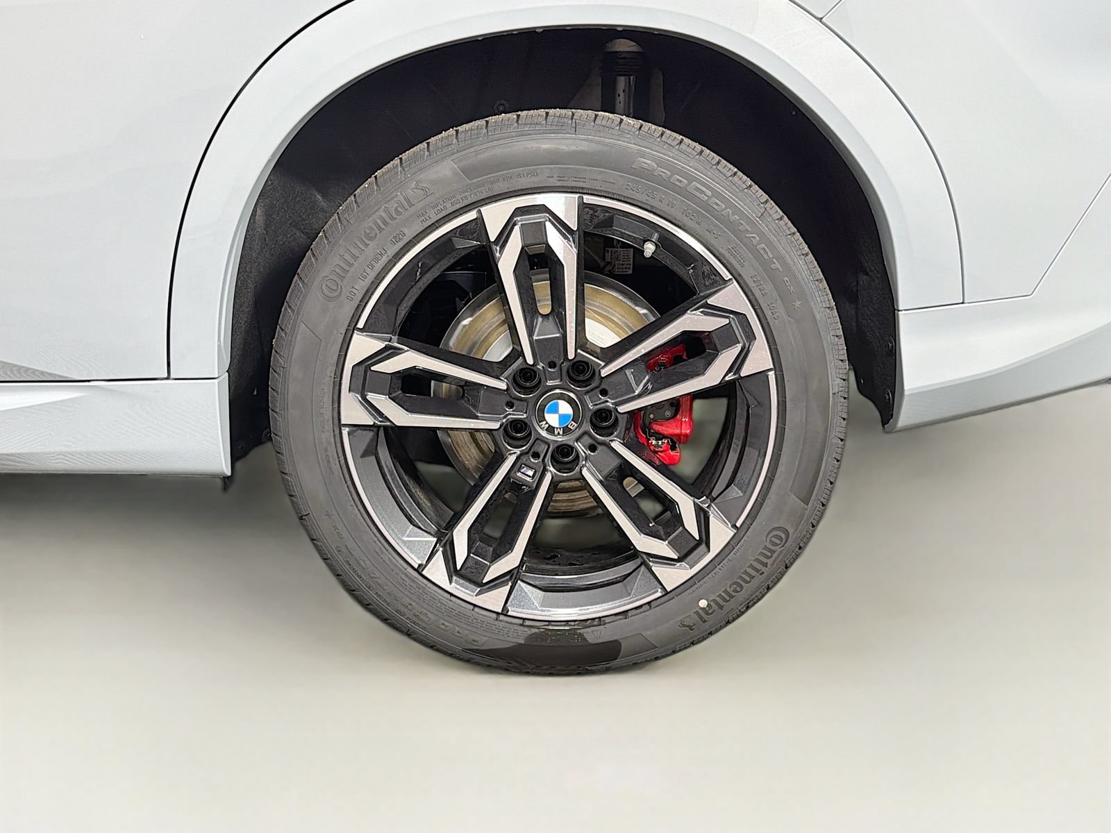 New 2026 BMW X2 xDrive28i w/ Technology Package AWD/4WD image 34