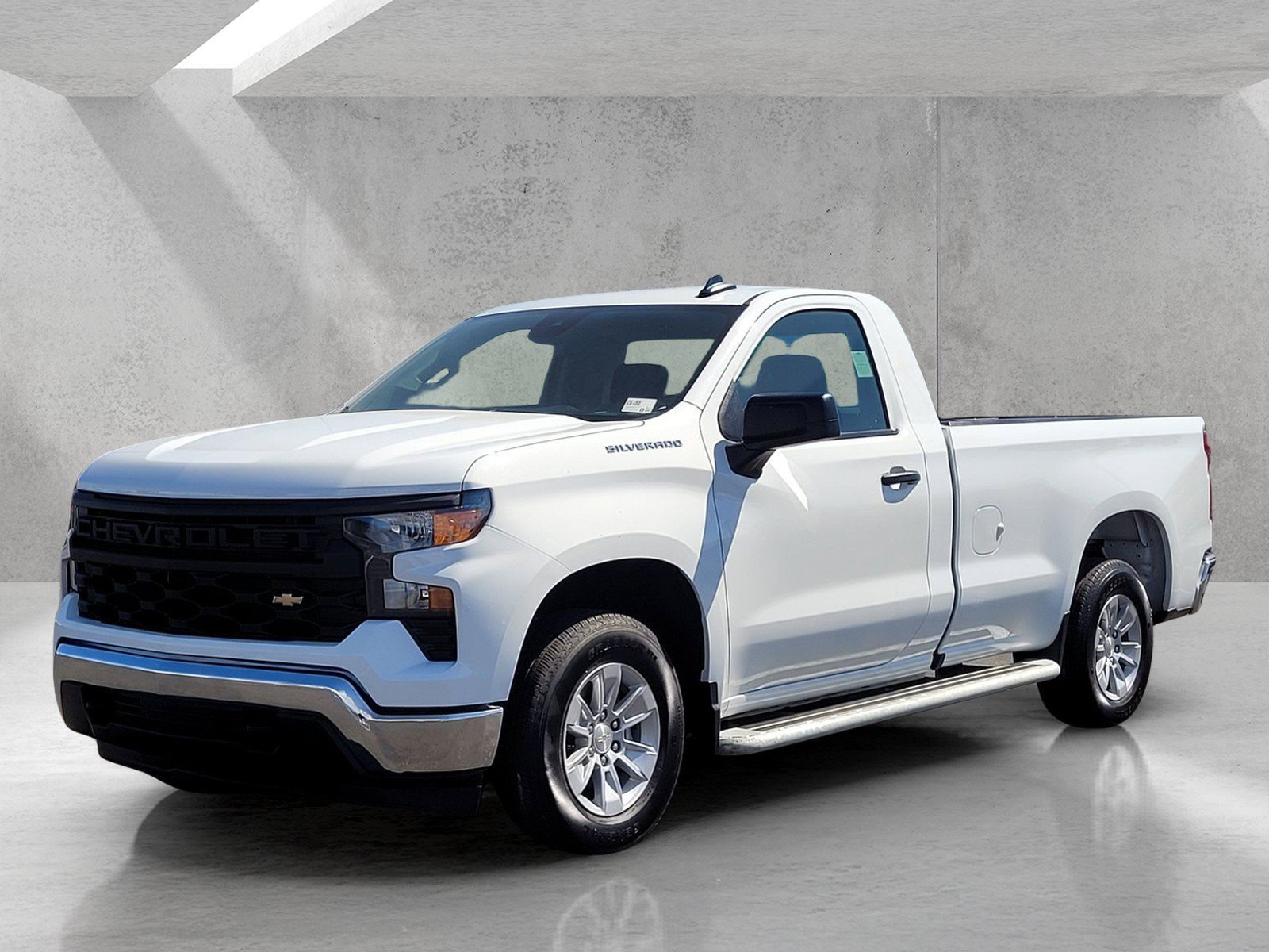 Used 2025 Chevrolet Silverado 1500 W/T RWD image 9