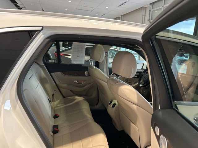 Used 2018 Mercedes-Benz GLC 300 4MATIC image 17