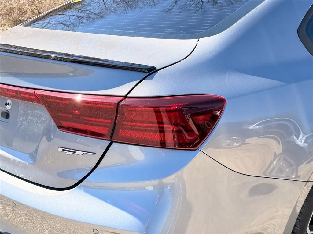 Used 2023 Kia Forte GT w/ GT2 Package image 18
