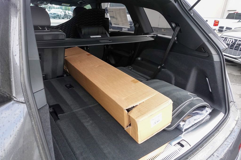 New 2025 Audi Q7 3.0T Prestige image 28