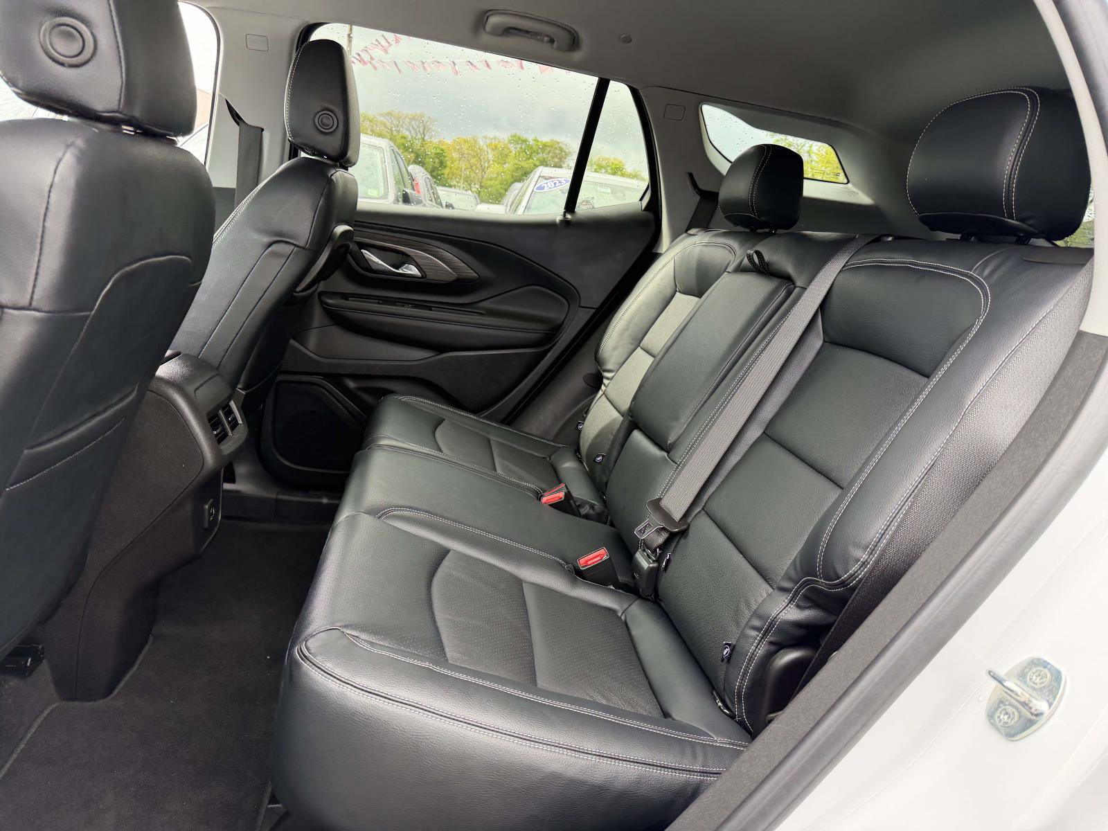 Certified 2023 GMC Terrain SLE w/ Driver Convenience Package AWD/4WD image 11