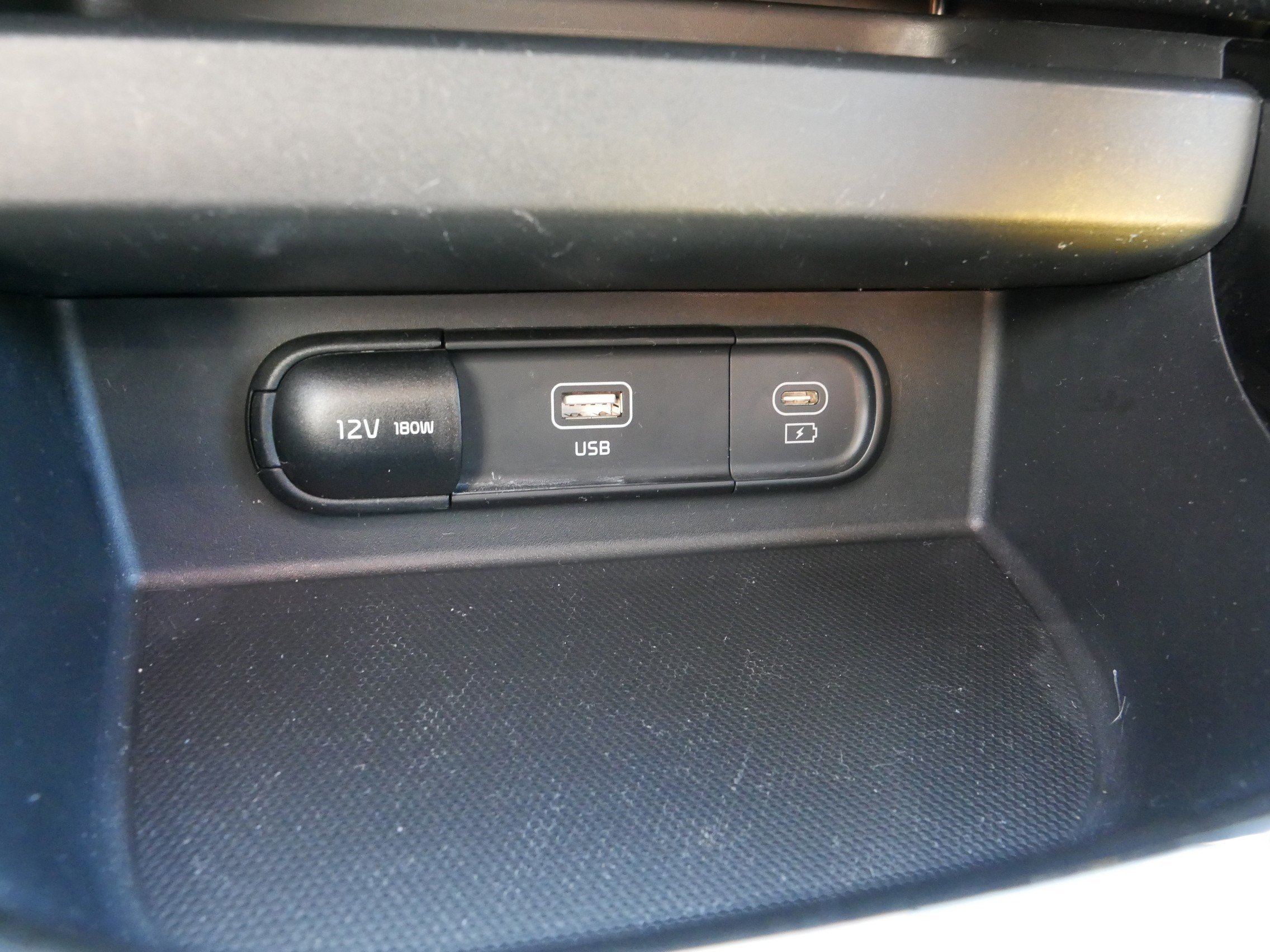 Certified 2024 Kia Seltos X-Line image 33