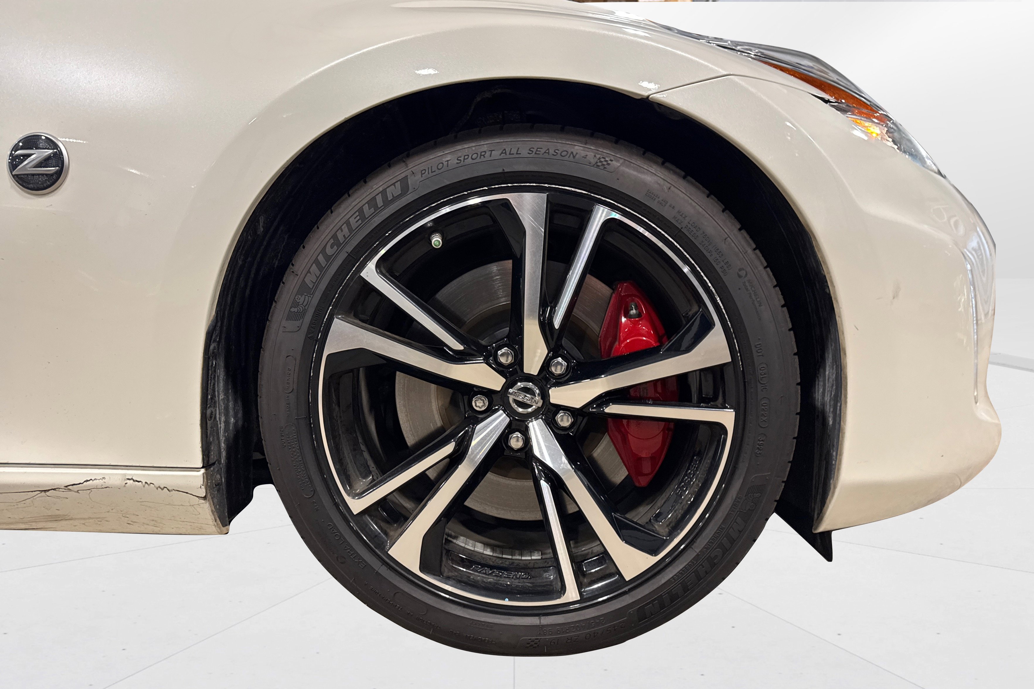 Used 2020 Nissan 370Z Touring Sport image 47