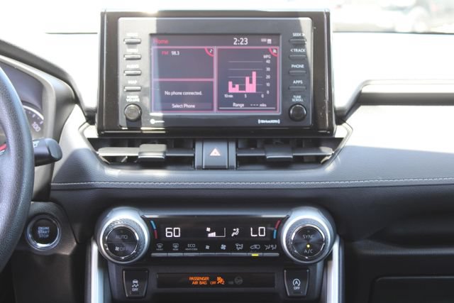 Used 2022 Toyota RAV4 XLE FWD image 17