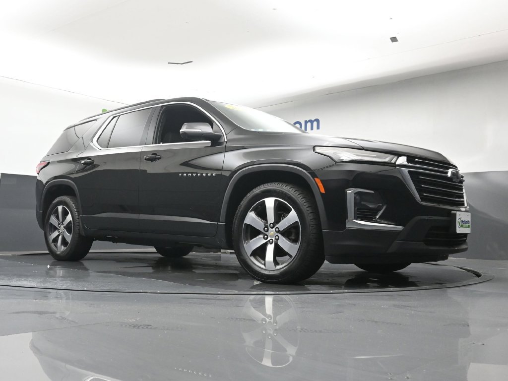 Used 2023 Chevrolet Traverse LT w/ LT Premium Package AWD/4WD image 27