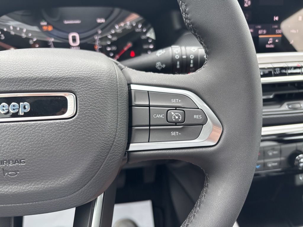 New 2026 Jeep Compass Latitude AWD/4WD image 59