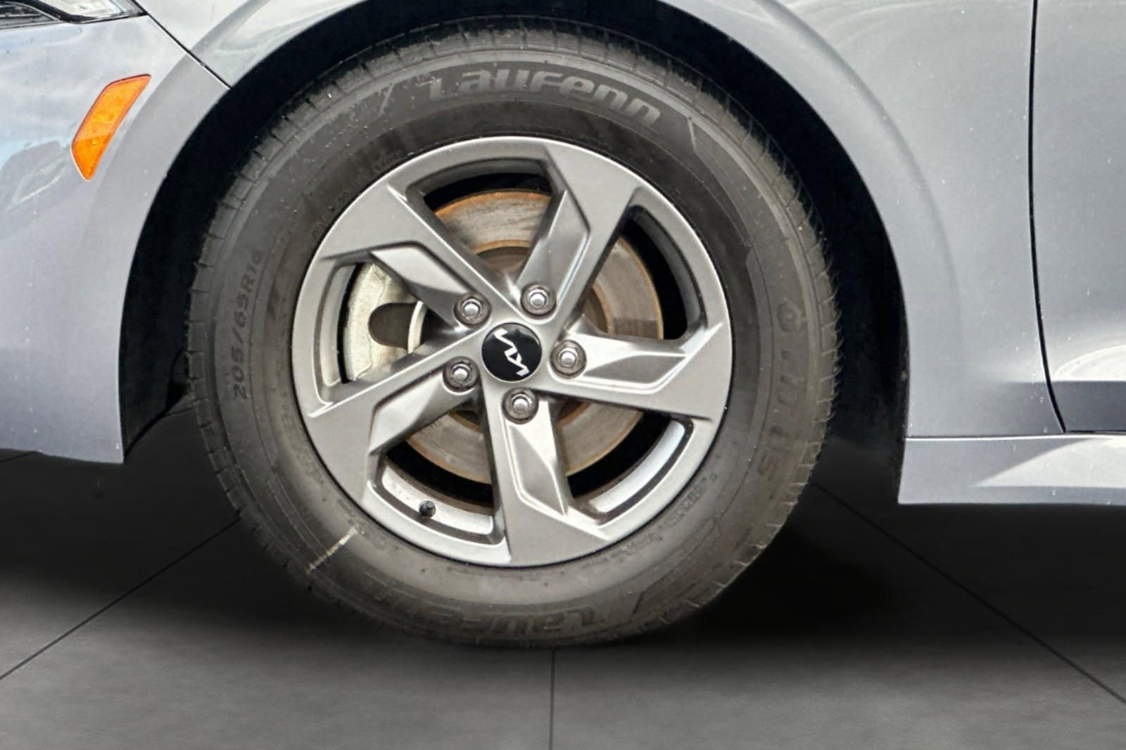 Certified 2024 Kia K5 LXS image 29