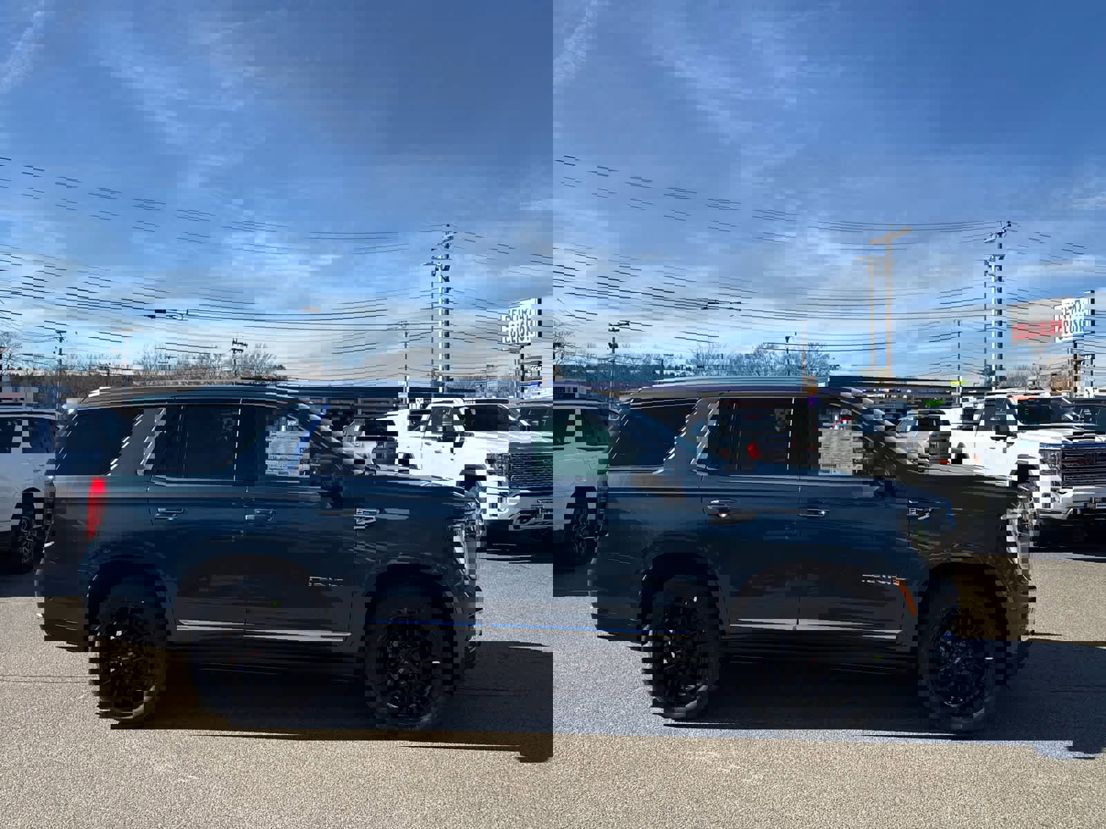 New 2026 GMC Yukon Denali w/ Sun & Power Step Package image 6