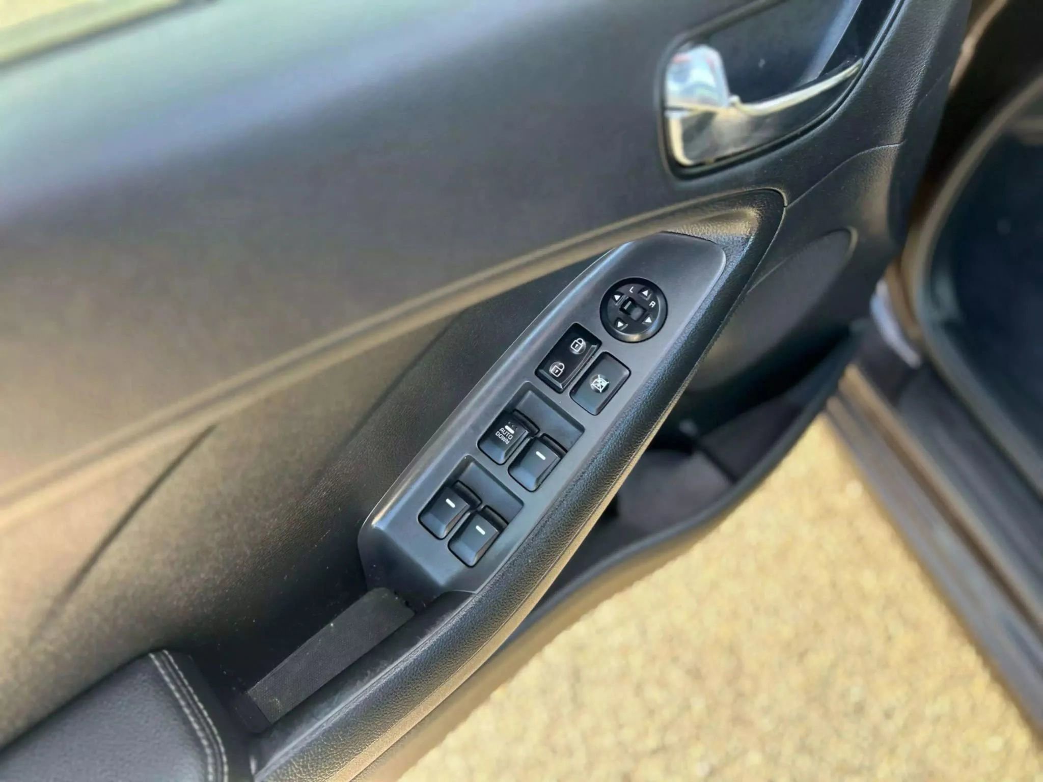 Used 2018 Kia Forte LX image 21