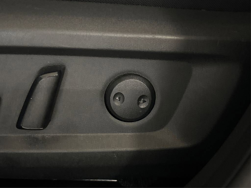 Certified 2023 Nissan Rogue SV image 21