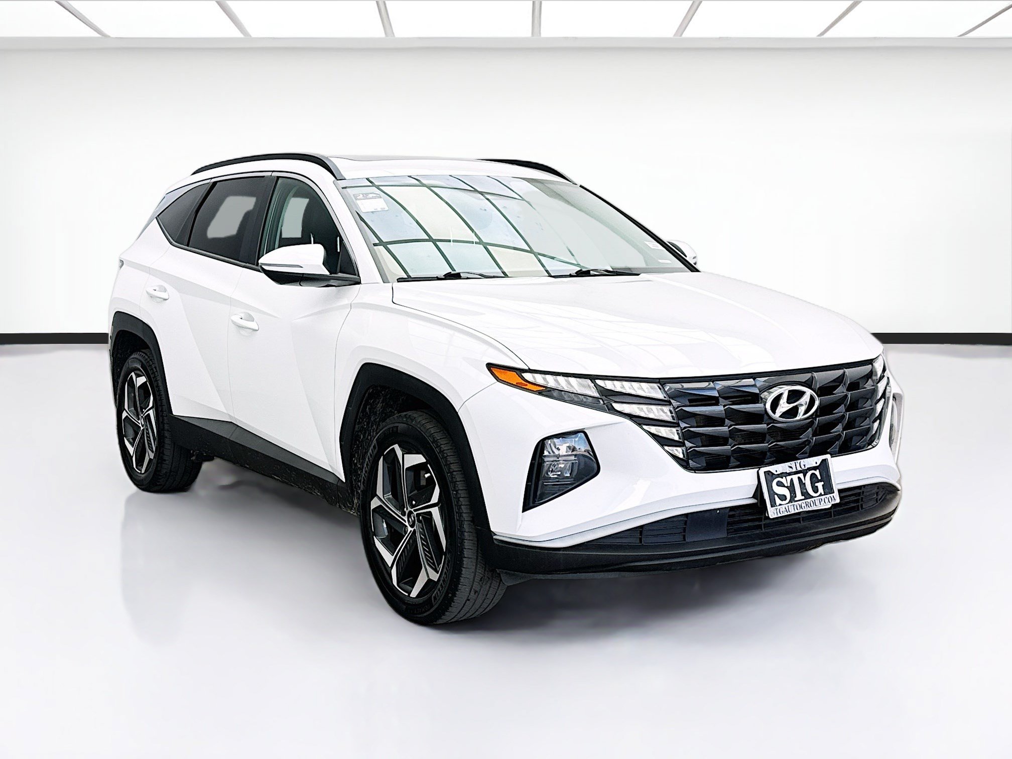 Used 2023 Hyundai Tucson SEL w/ Convenience Package AWD/4WD image 3