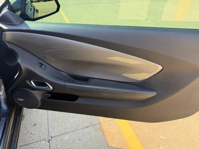 Used 2010 Chevrolet Camaro SS w/ RS Package RWD image 12
