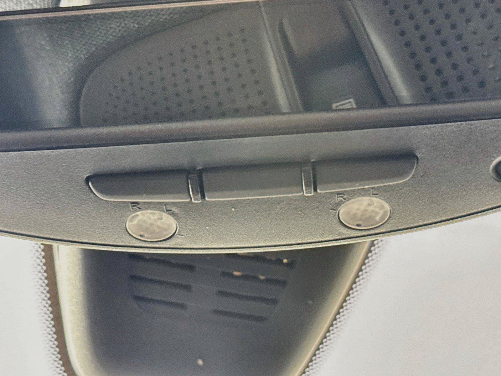 Used 2019 Mercedes-Benz E 300 image 22
