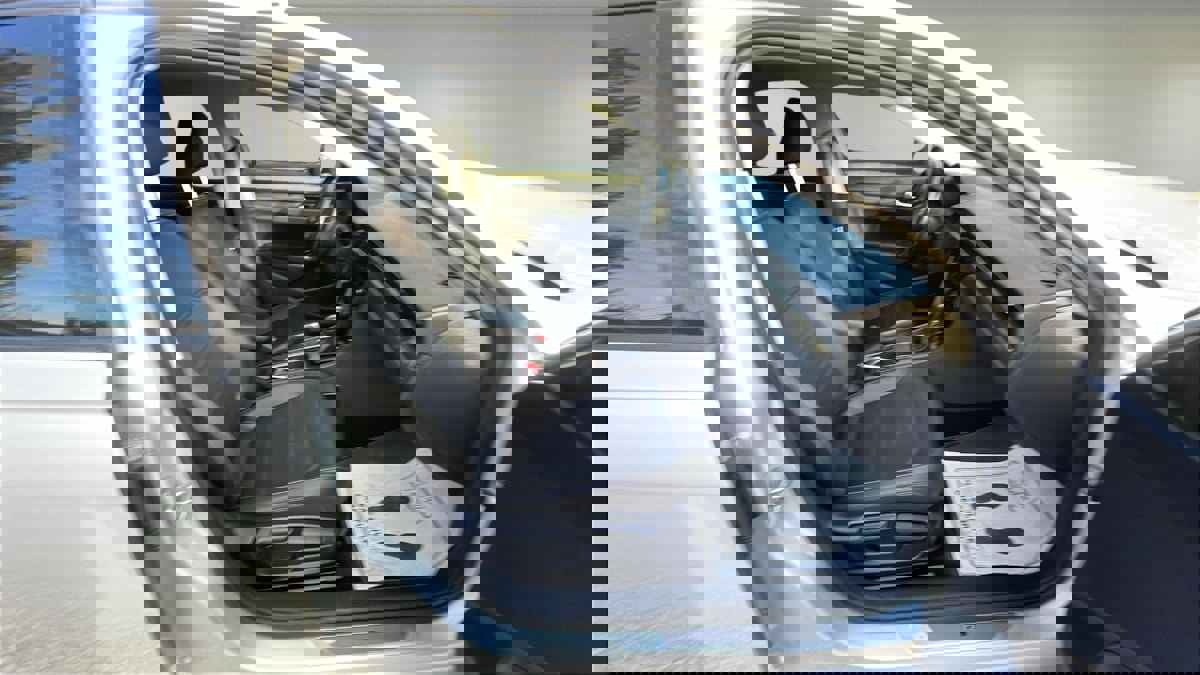 Used 2020 Volkswagen Passat 2.0T R-Line image 13