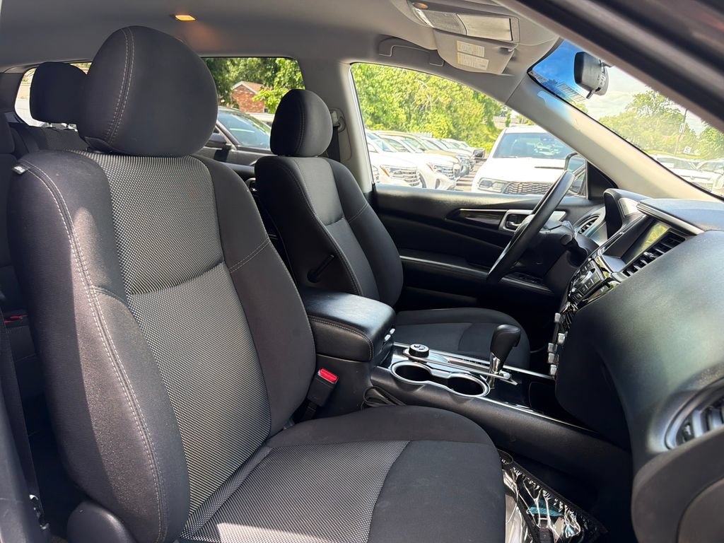 Used 2020 Nissan Pathfinder S AWD/4WD image 49