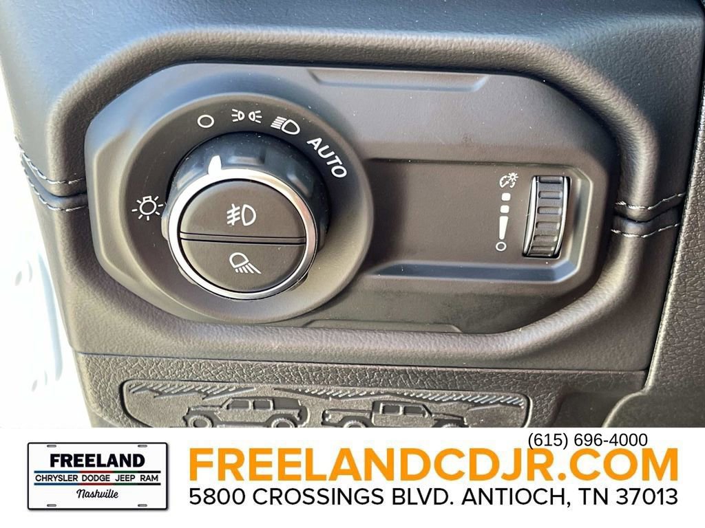 New 2025 Jeep Gladiator Rubicon w/ Convenience Group image 25