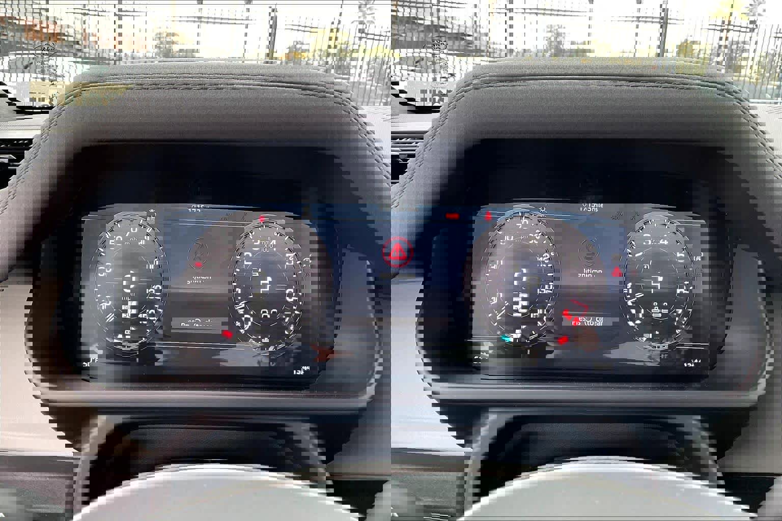 Used 2022 Land Rover Defender 110 SE image 22