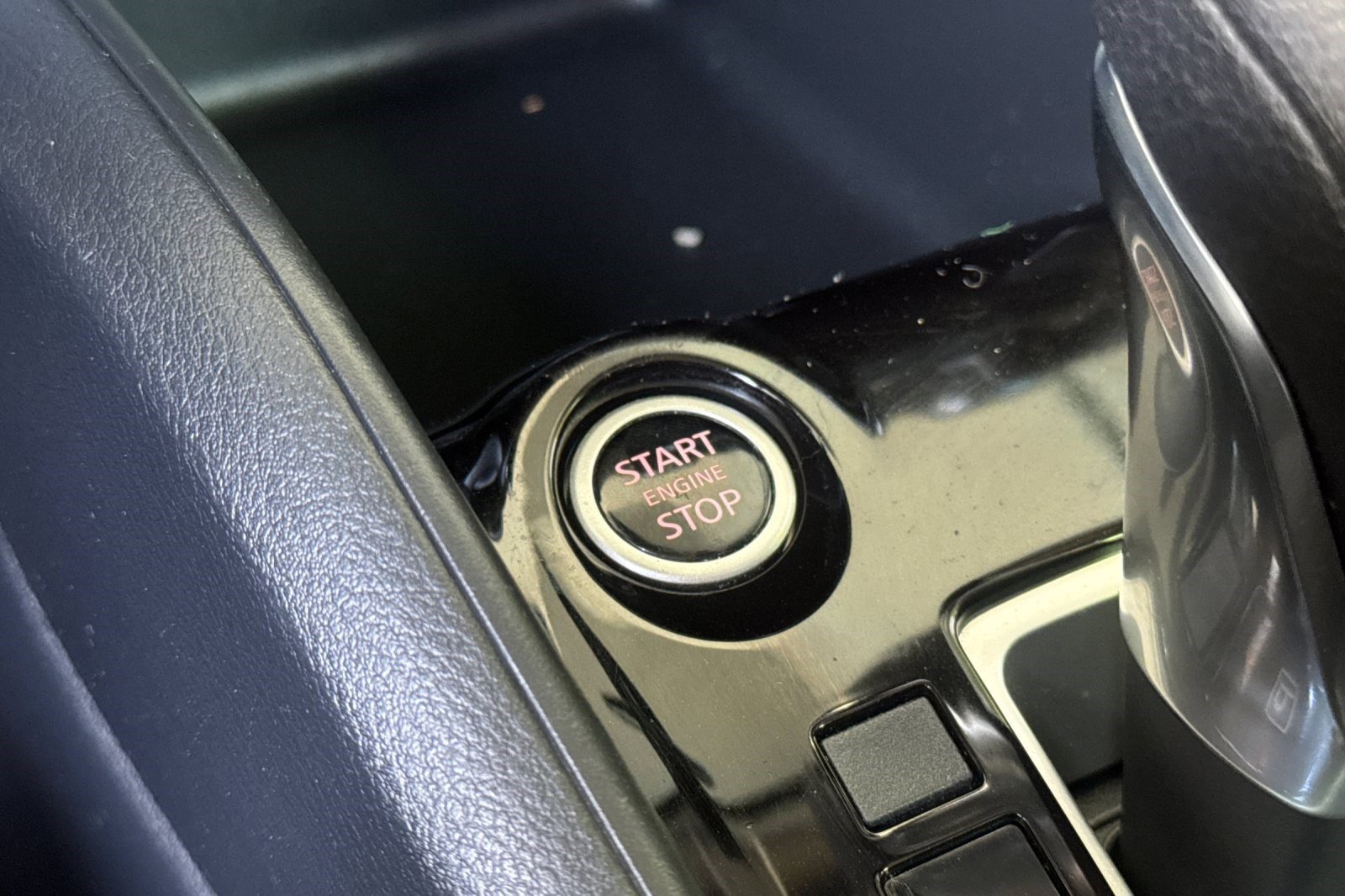 Used 2021 Nissan Kicks S FWD image 34